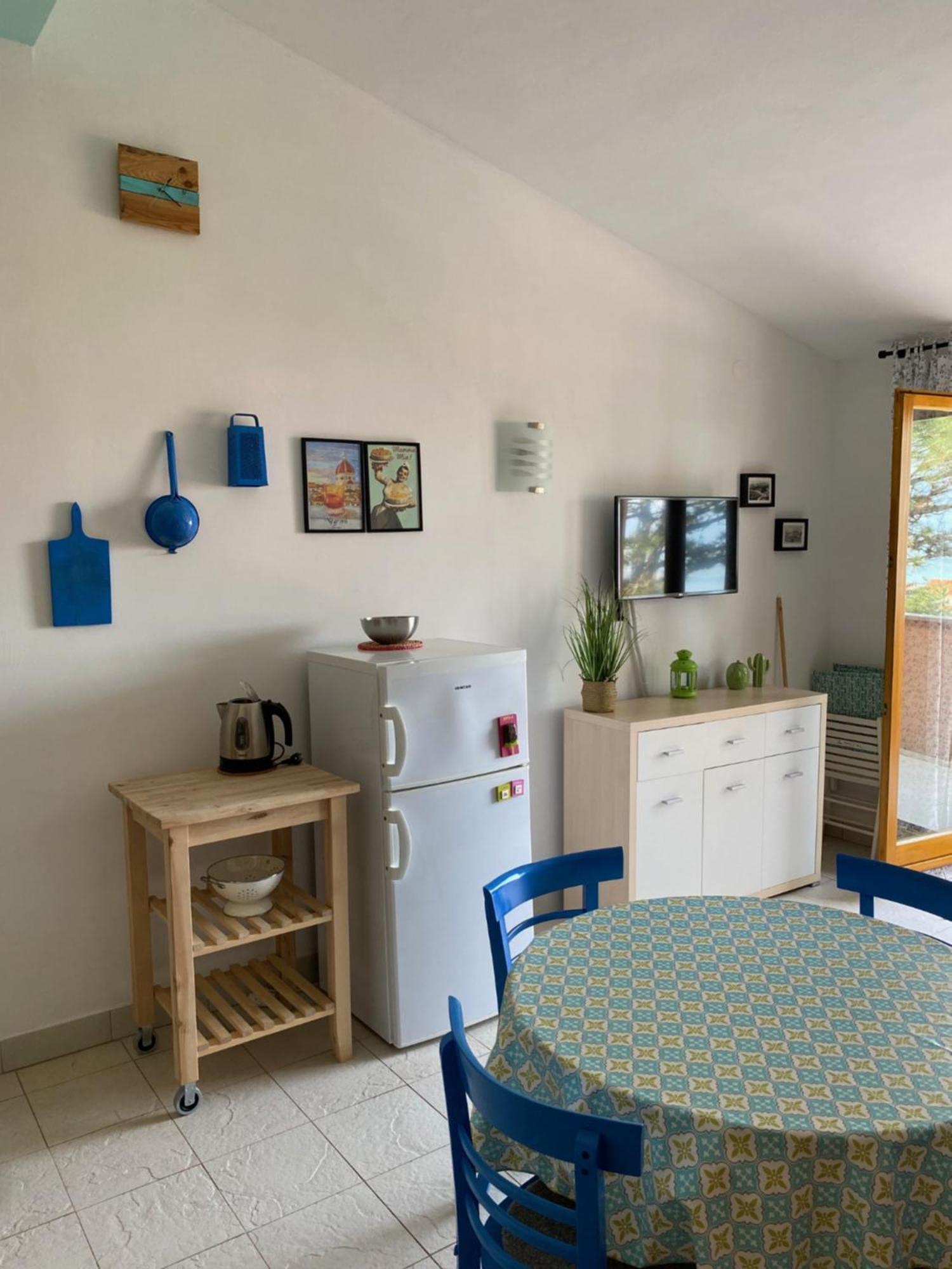 Apartments Lili Baška Esterno foto