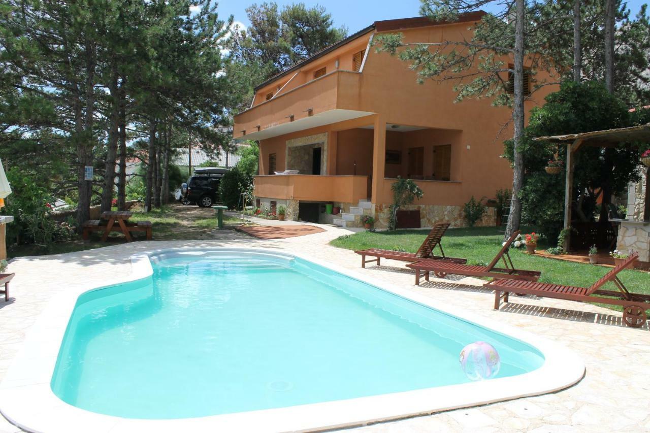 Apartments Lili Baška Esterno foto